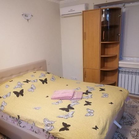 Khoroshaya Kvartira Goloseevskaya 3 Κίεβο Εξωτερικό φωτογραφία